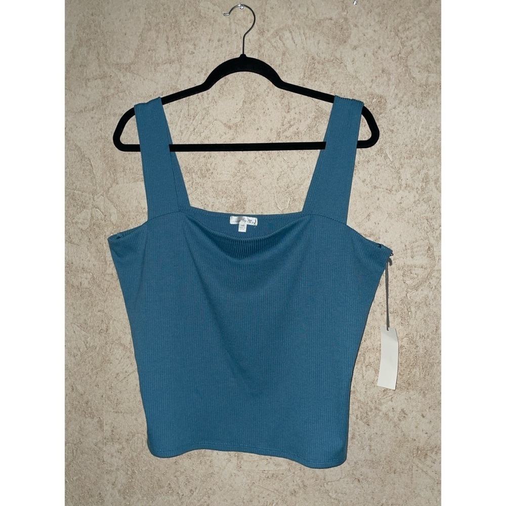 Nina  Britton Ribbed Tank